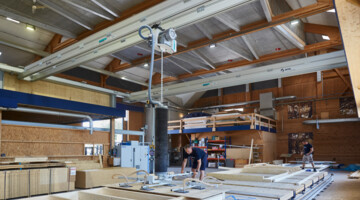 Erni Holzbau mit moderner Fertigungsstrasse